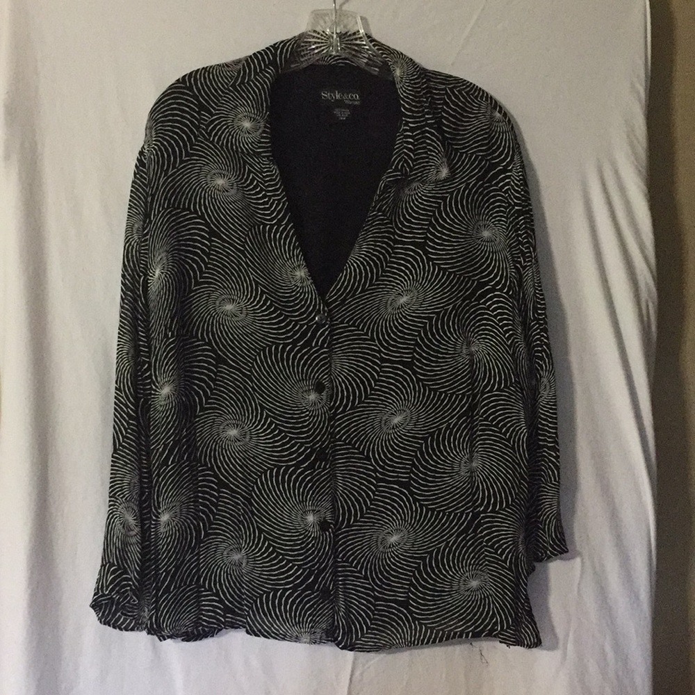 Black Geometric Pattern Blouse